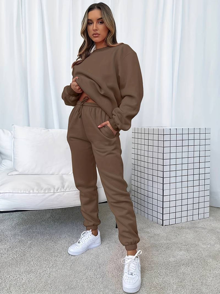 Ensemble Jogging Femme : Confort Doux et Style Décontracté Chic