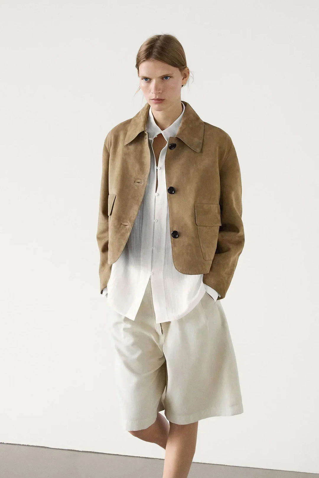 Veste Courte Daim Femme - Élégance Chic & Tendance