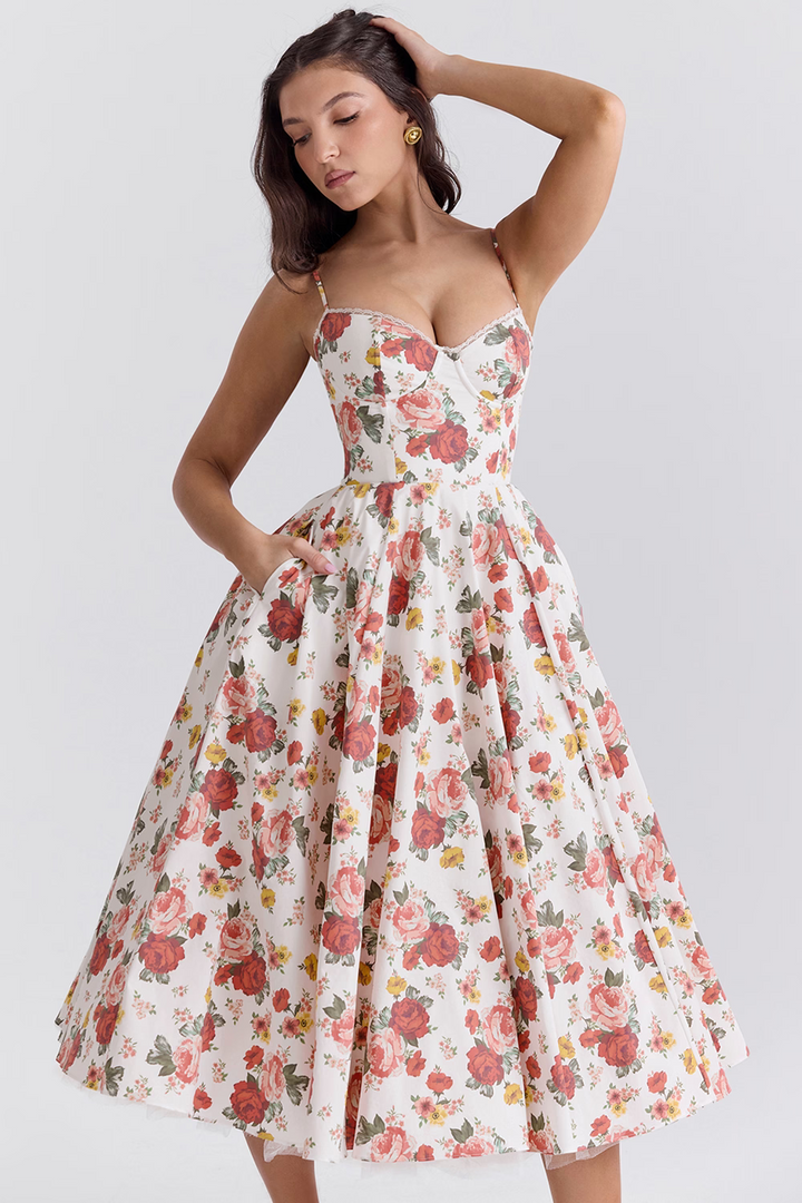 Robe Satinée Évasée | Glamour & Raffinement pour Briller en Soirée