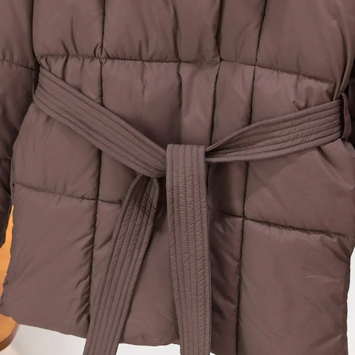 Doudoune Hiver Ceinturée Femme : Col Haut, Chaude & Élégante
