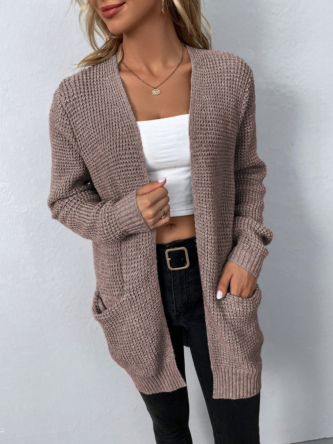 Cardigan Long Maille : Douceur Enveloppante & Style Relax