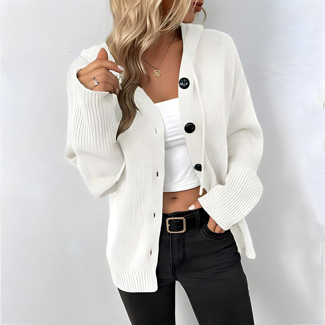 Cardigan Boutonné : Chic, Confort Intemporel