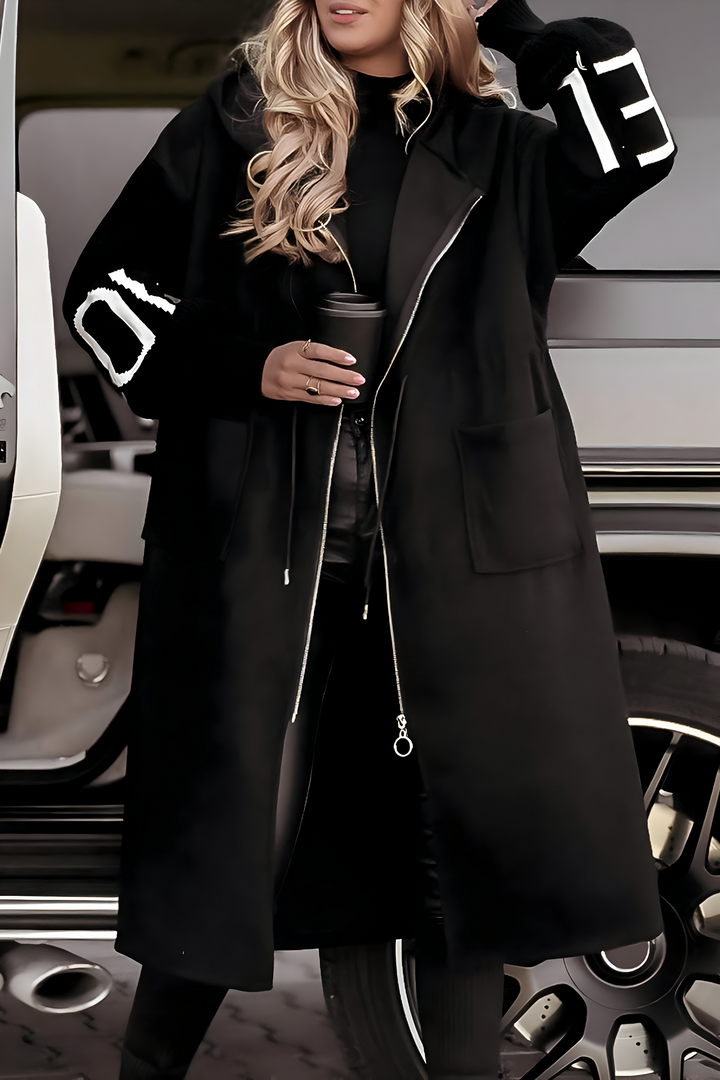 Manteau Long à Capuche : Élégance Confort & Détails Graphiques