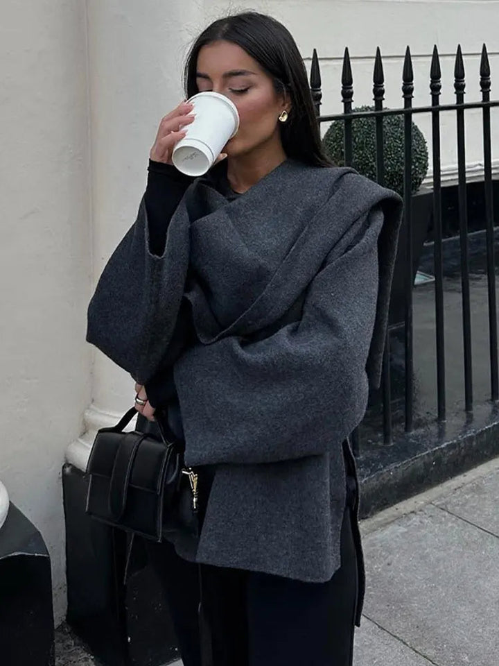 Manteau Drapé Oversize : Élégance Intemporelle et Confort Absolu