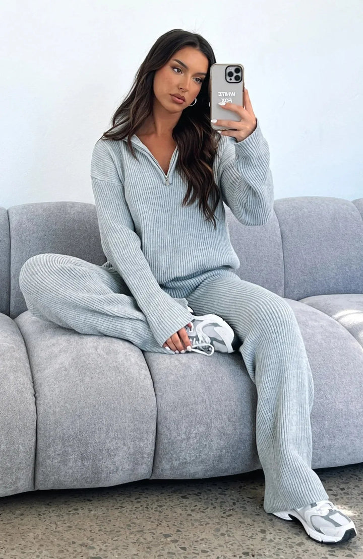 Ensemble Pull & Pantalon : Confort Absolu, Détente Chic