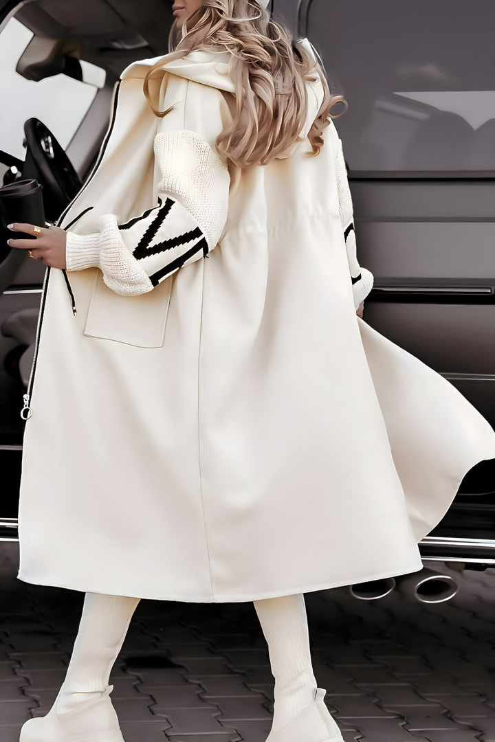 Manteau Long à Capuche : Élégance Confort & Détails Graphiques