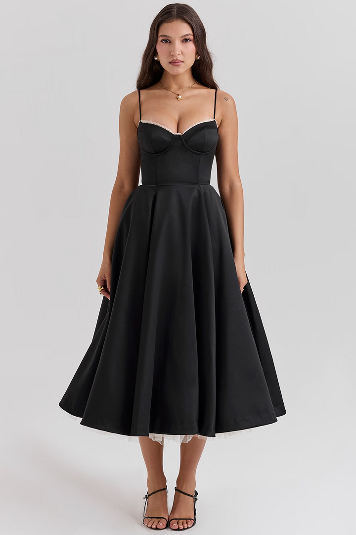 Robe Satinée Évasée | Glamour & Raffinement pour Briller en Soirée