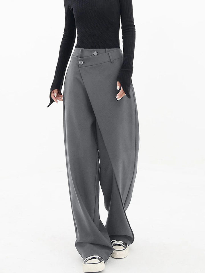 Pantalon Large Asymétrique – Osez l’Originalité avec Élégance