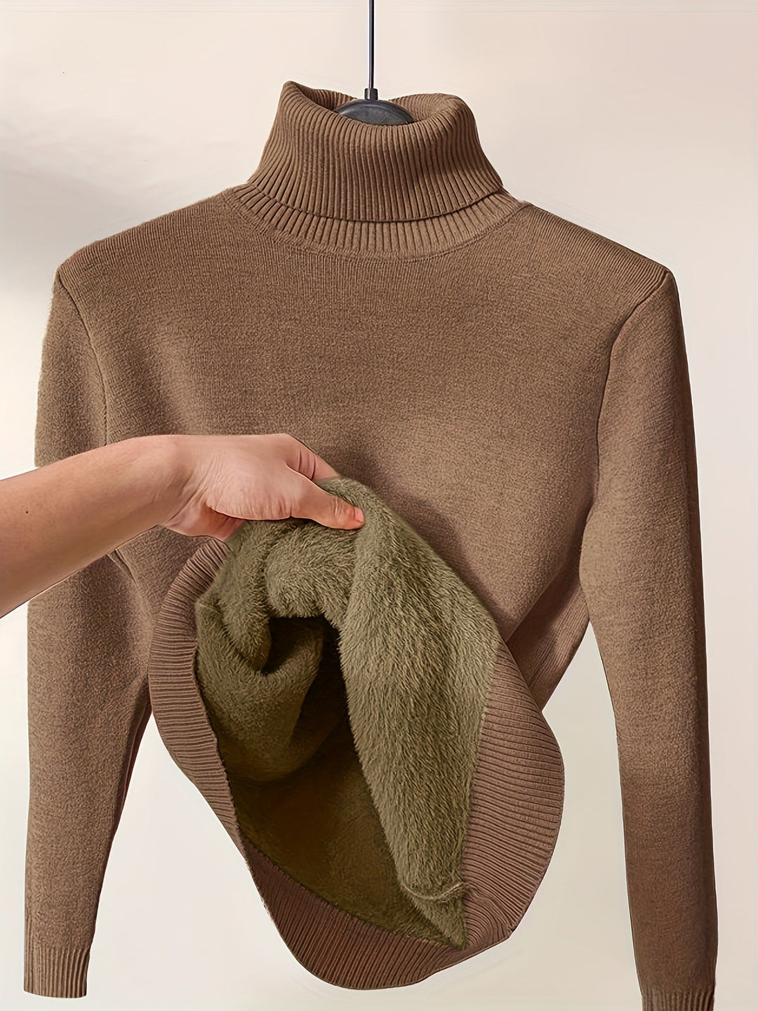 Pull Col Roulé Doublé Blanc : Chaleur Douce et Élégance Hiver