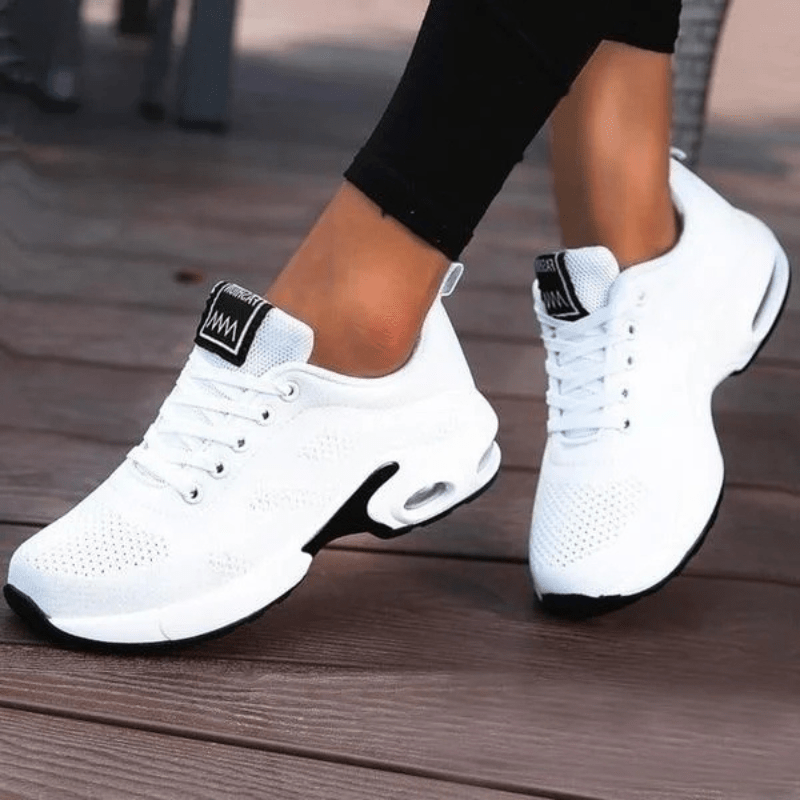 Aveline | Baskets de Running Orthopédiques Femme | À Lacets - Looksy