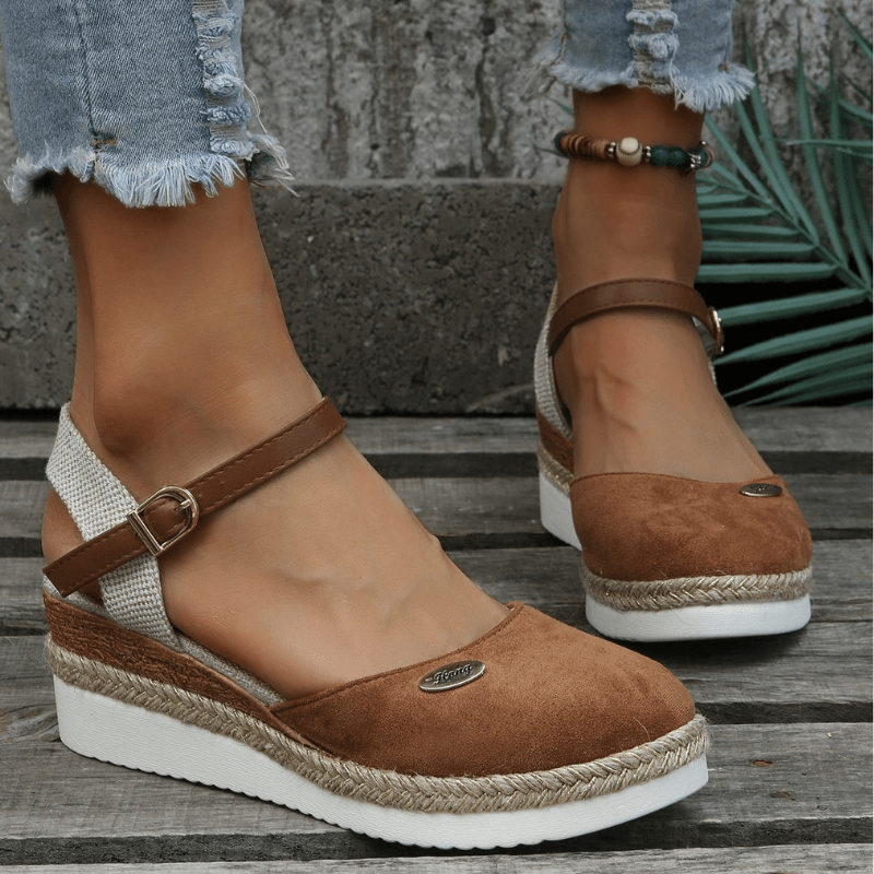 Carina | Sandales Décontractées Chic avec Bride à Boucle pour Femme | Compensées - Looksy