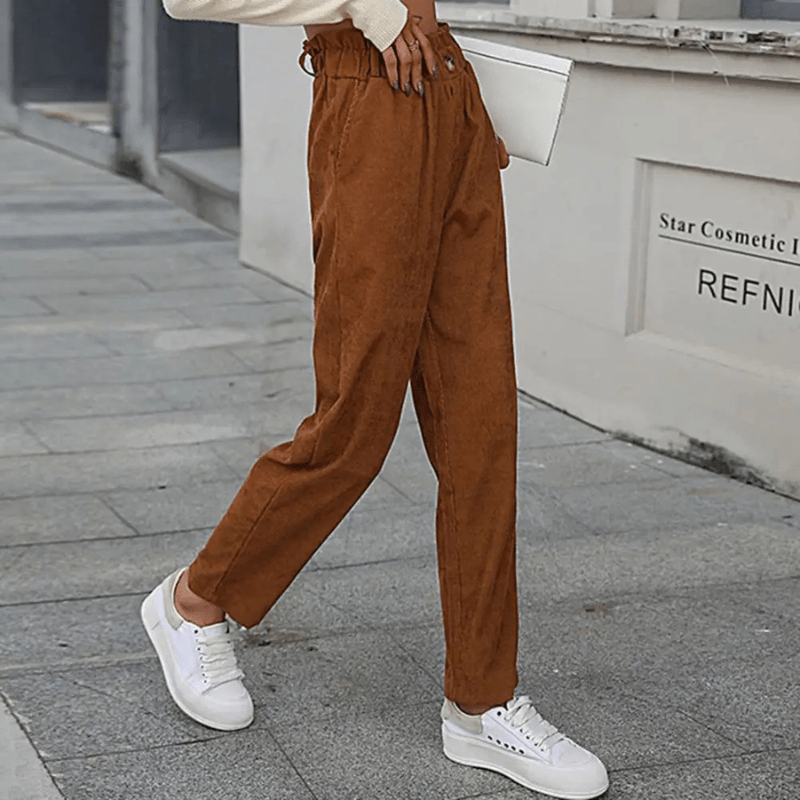 Carine | Pantalon Femme en Velours Côtelé | Taille Haute - Looksy