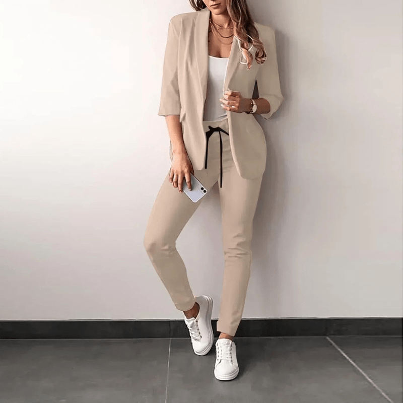 Céline | Ensemble Costume Décontracté Femme | Élégance Décontractée - Looksy