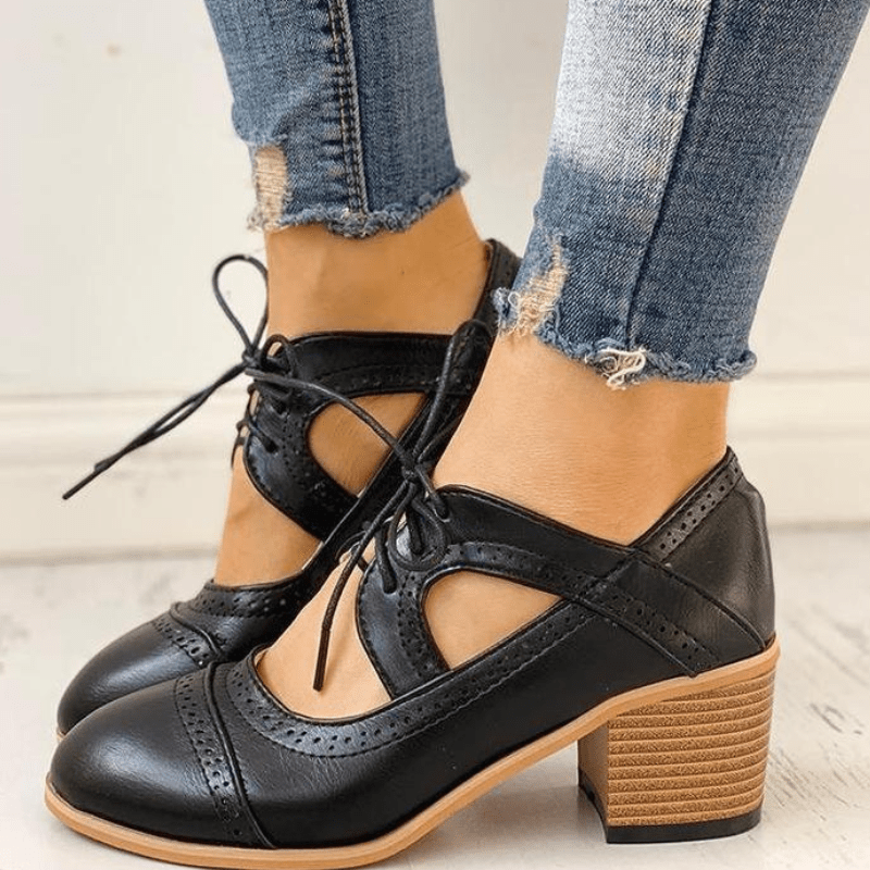 Claudette | Chaussures À Lacets Inspirées Du Style Vintage Pour Femme | Talons - Looksy