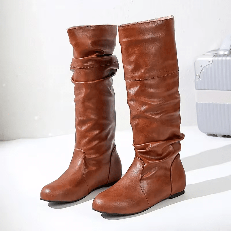 Clotilde | Bottes Mi - Mollet Femme | Style Plat - Looksy