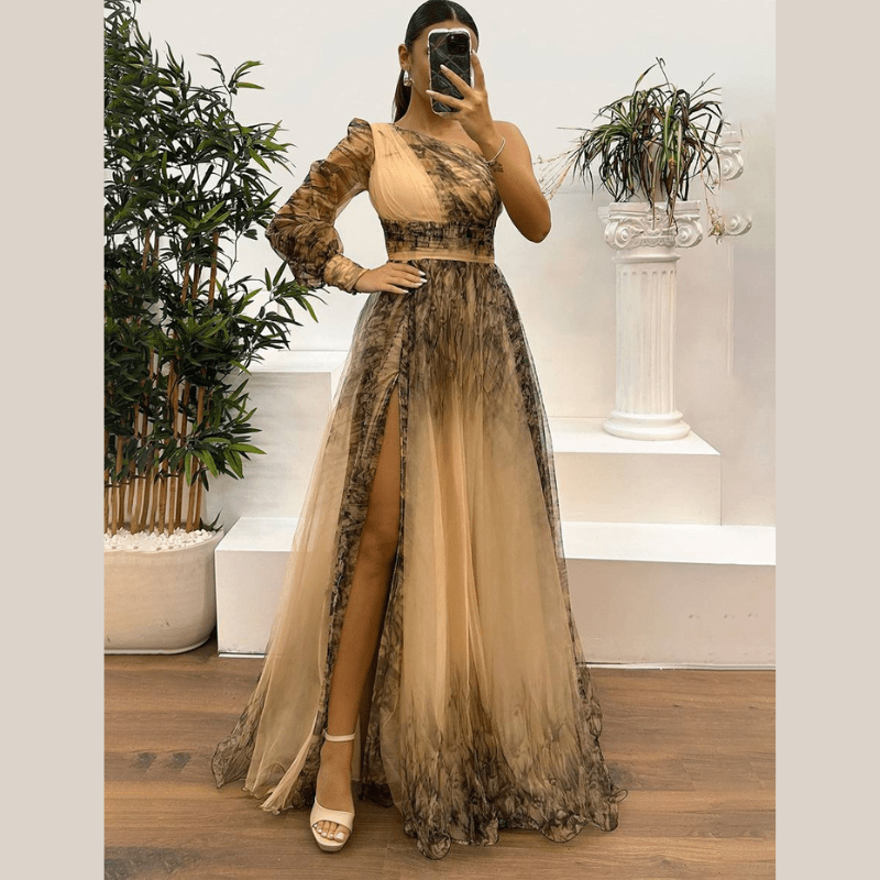 Constanza | Robe de soirée à une épaule pour femme | Maxi - Looksy