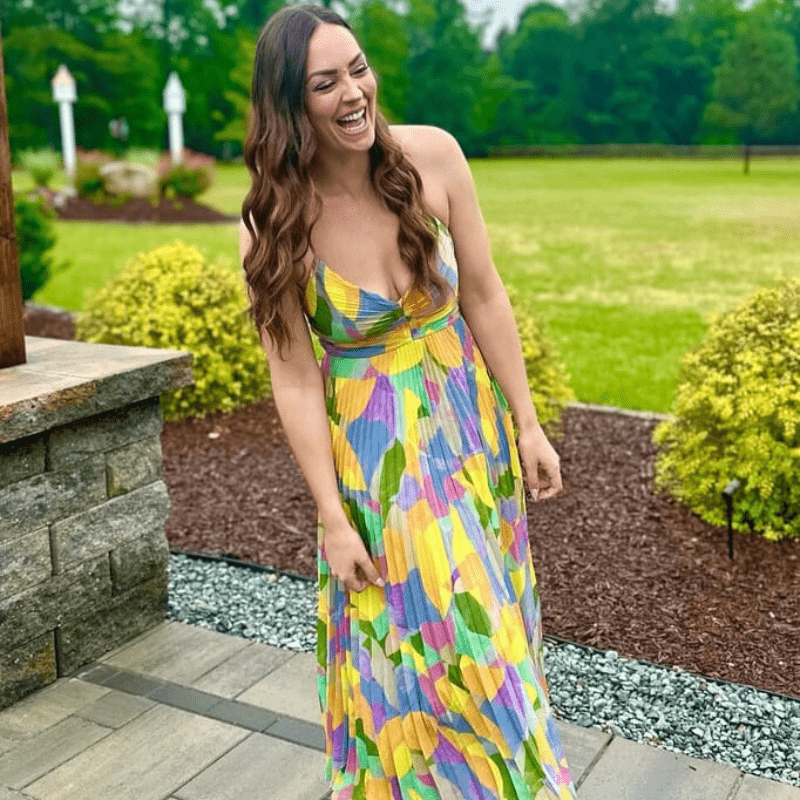 Edith | Robe plissée à imprimé coloré pour femmes | Maxi - Looksy