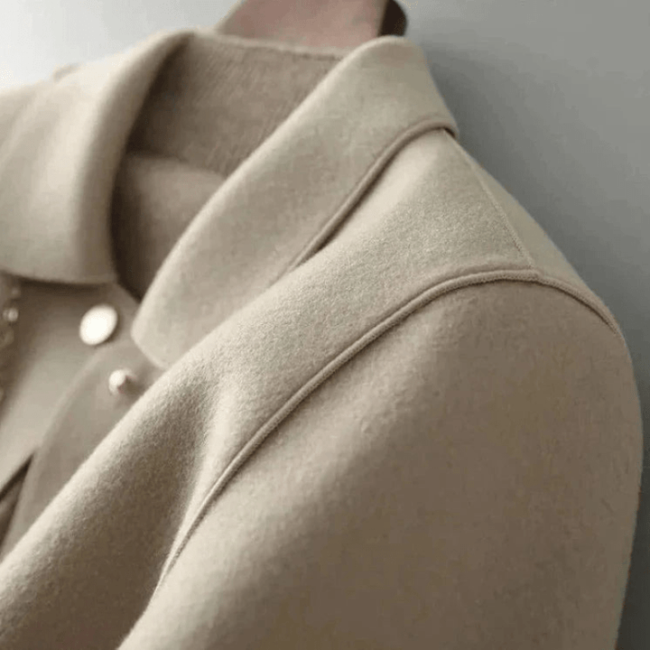 Élora | Veste Élégante Boutonnée Femme | Chaleur d’Hiver - Looksy
