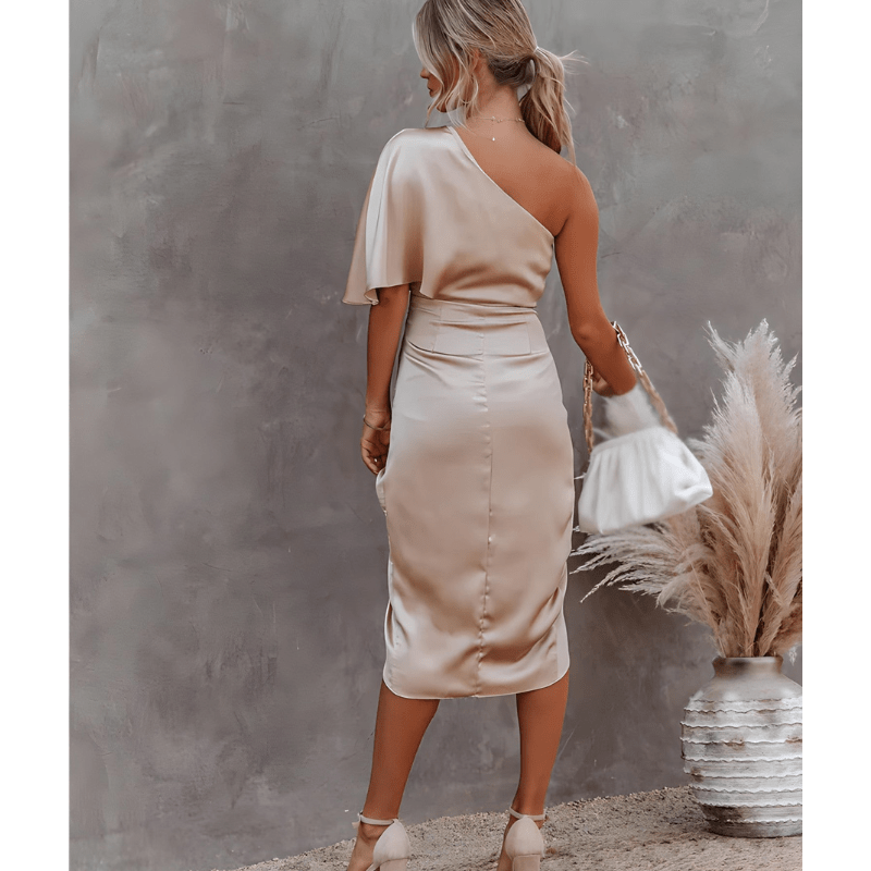 Gratia | Robe Élégante Asymétrique Plissée Pour Femme | Mi - Longue - Looksy