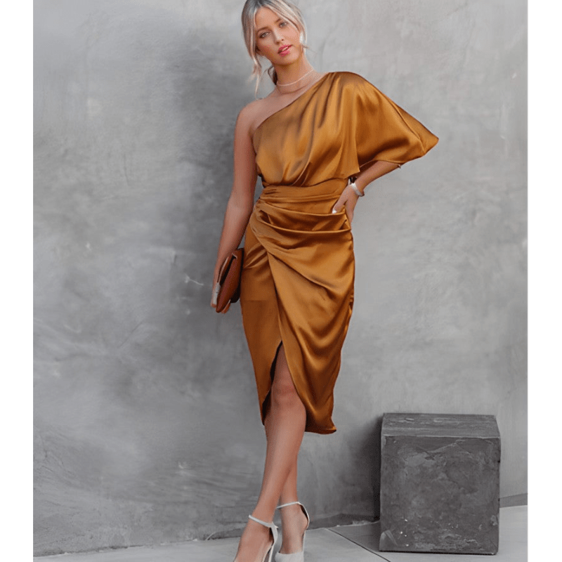 Gratia | Robe Élégante Asymétrique Plissée Pour Femme | Mi - Longue - Looksy