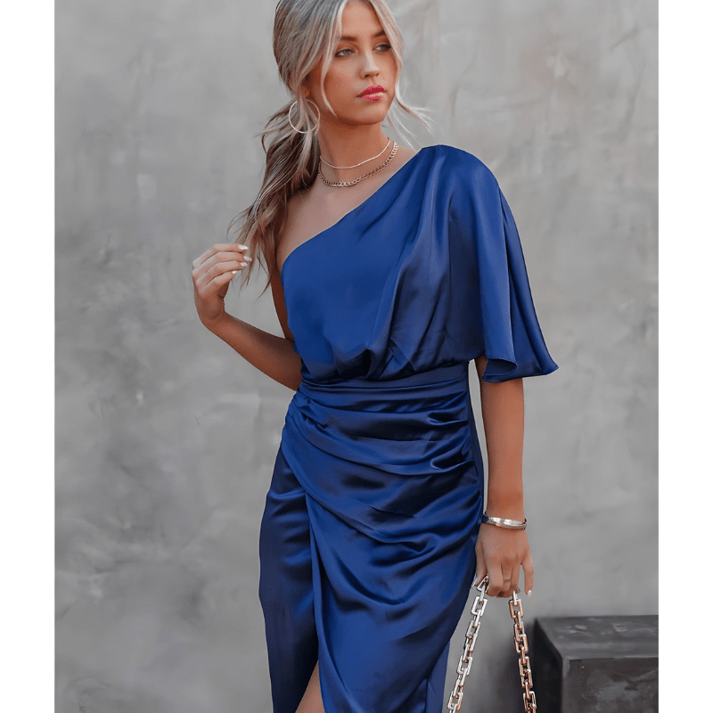 Gratia | Robe Élégante Asymétrique Plissée Pour Femme | Mi - Longue - Looksy