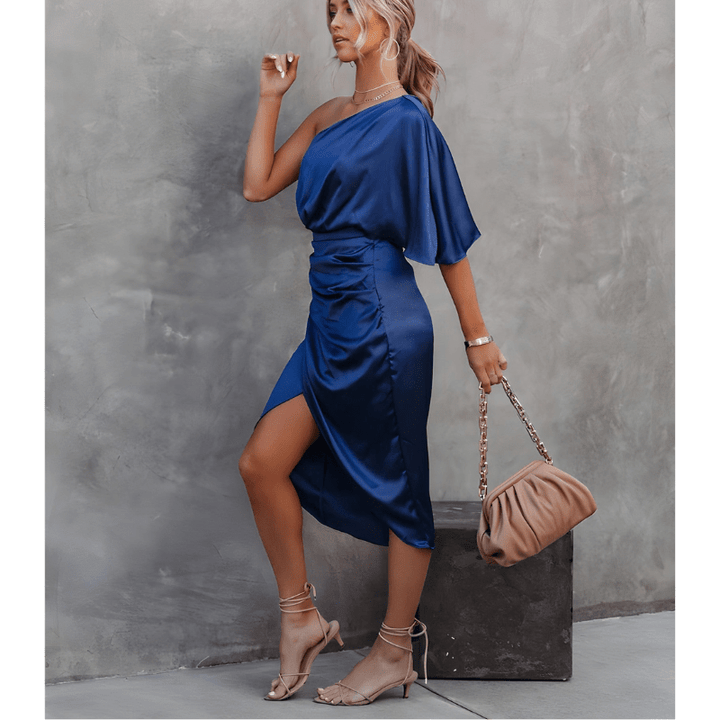 Gratia | Robe Élégante Asymétrique Plissée Pour Femme | Mi - Longue - Looksy