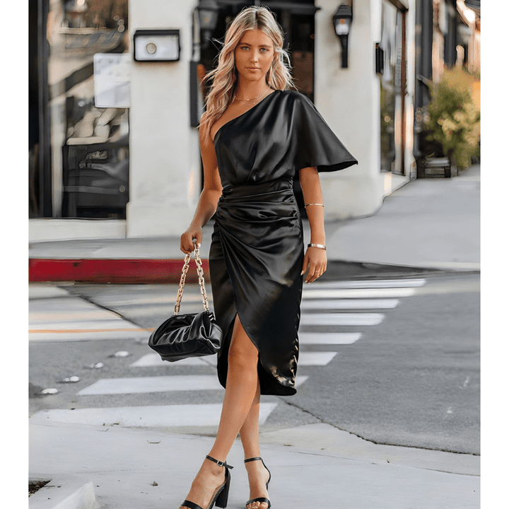 Gratia | Robe Élégante Asymétrique Plissée Pour Femme | Mi - Longue - Looksy