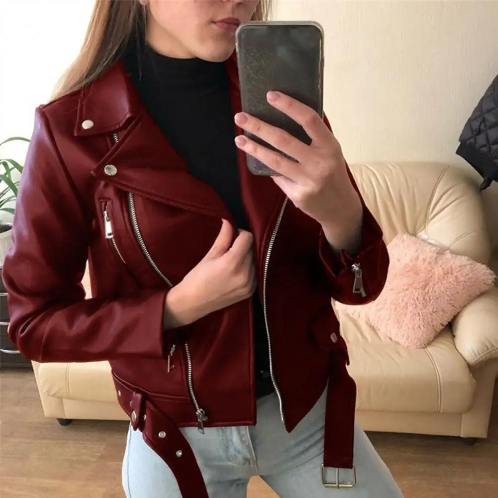 Blouson Biker en Similicuir Rouge | L’Indispensable pour un Look Audacieux