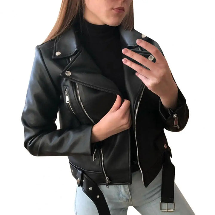 Blouson Biker en Similicuir Rouge | L’Indispensable pour un Look Audacieux