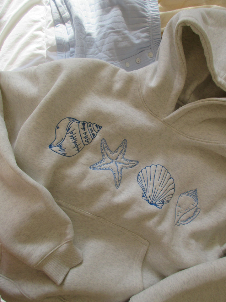 Sweat Capuche Marin : Douceur Brodé & Confort Décontracté