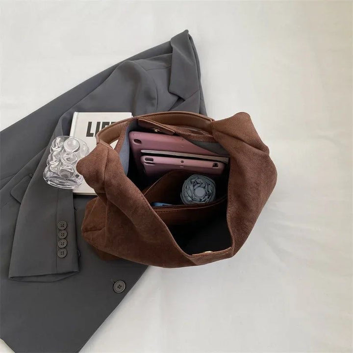 Sac Cabas Daim : Élégance Simple & Spacieux