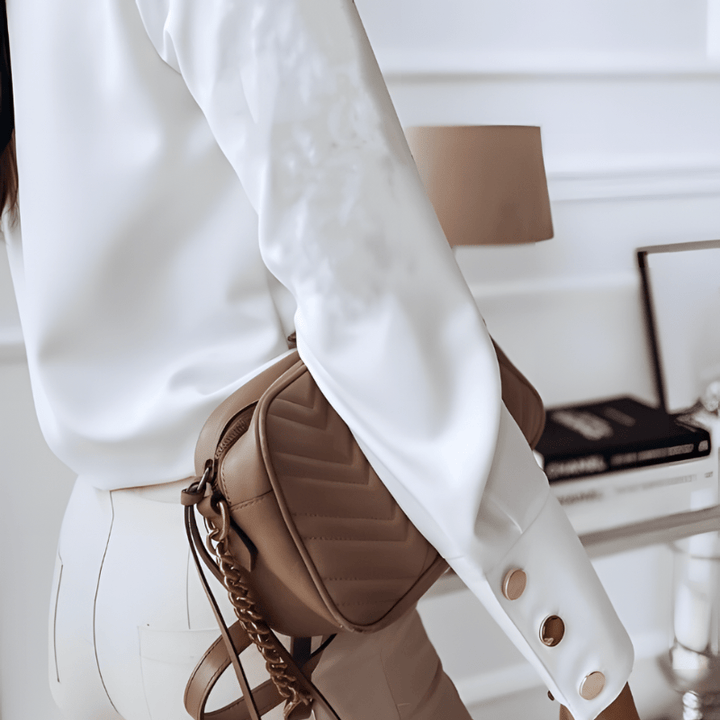 Ivana | Blouse Élégante À Détails Boutonnés Pour Femme | Manches Longues - Looksy
