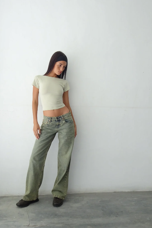 Jean Large Taille Haute : Confort Élégant et Style Rétro Chic