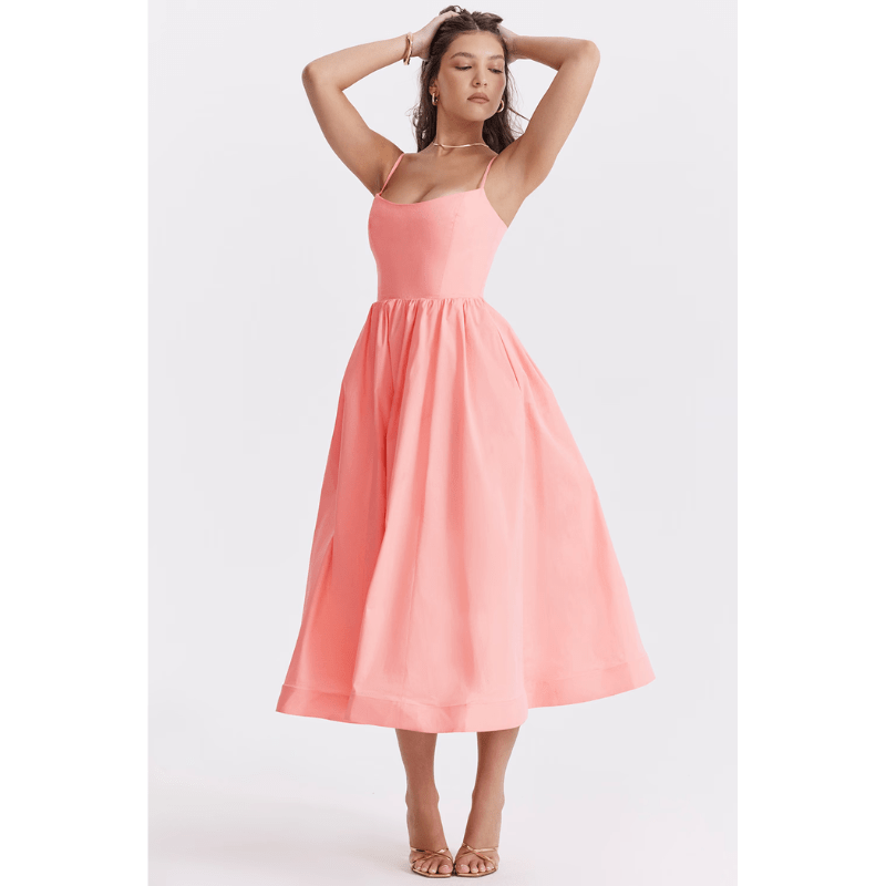 Nora | Robe Élégante À Bretelles Fines Pour Femme | Mi - Longue - Looksy