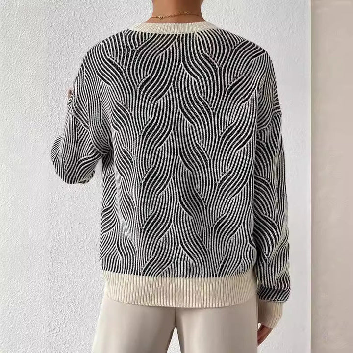 Pull Rayé Texturé : Confort Élégant & Original