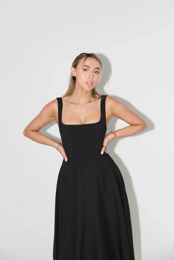 Robe Longue Évasée Femme - Élégante Fluide & Intemporelle