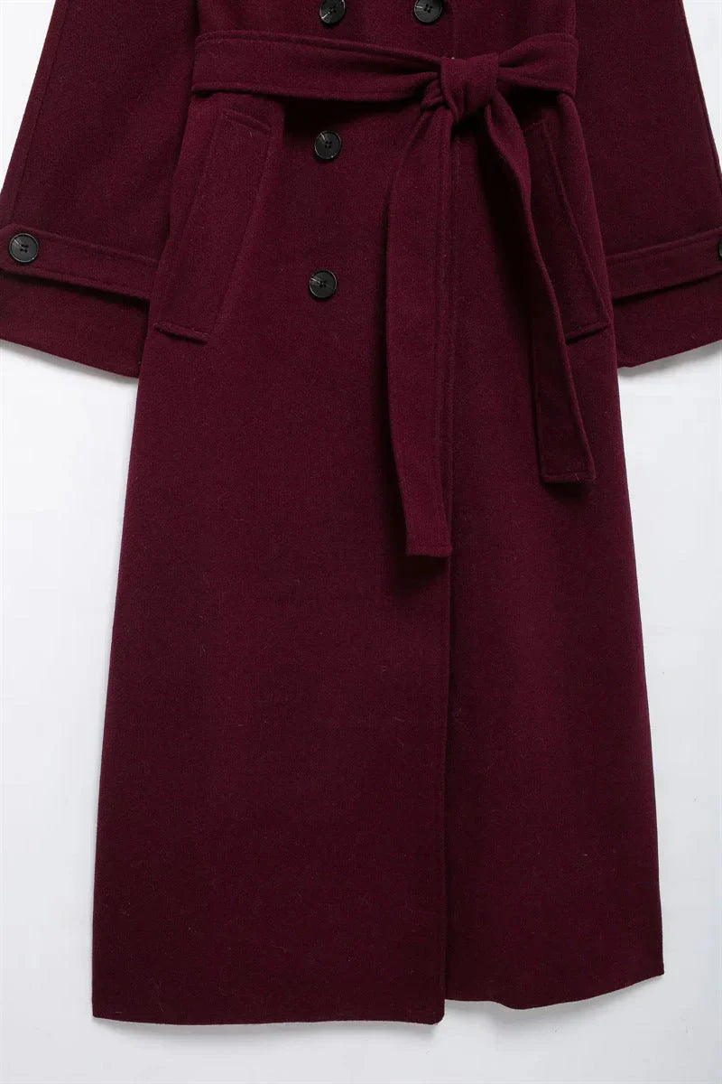 Manteau Long Ceinturé : Élégance Chaleureuse & Silhouette
