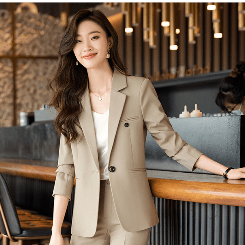 Parisa | Tailleur Femme Élégant et Ajusté | Ensemble Deux Pièces - Looksy