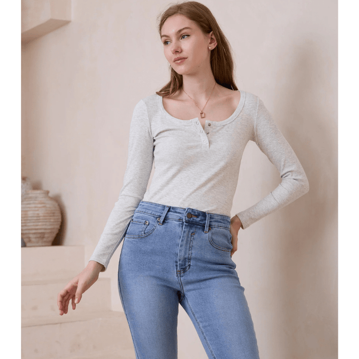 Petronia | Chemise Henley Côtelée Décontractée pour Femme | Manches Longues - Looksy