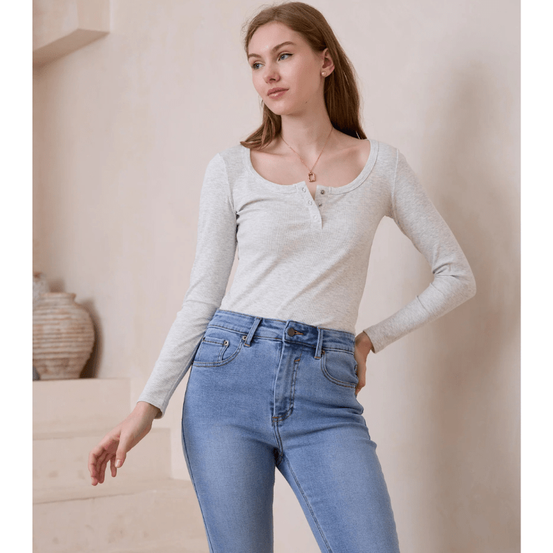 Petronia | Chemise Henley Côtelée Décontractée pour Femme | Manches Longues - Looksy