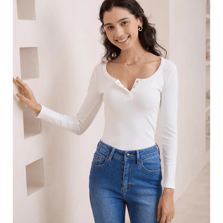 Petronia | Chemise Henley Côtelée Décontractée pour Femme | Manches Longues - Looksy