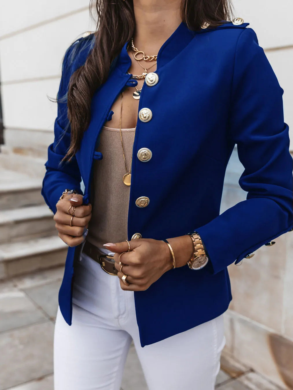 Blazer Militaire Chic – L’Alliance Parfaite du Raffinement et du Style