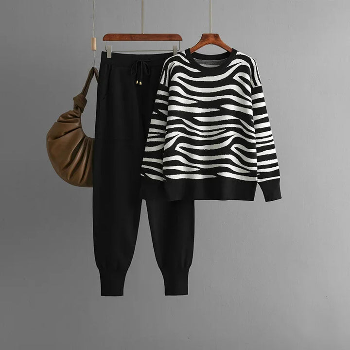 Ensemble Loungewear Femme Beige - Pull Motif Pantalon Confort