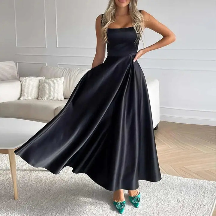 Robe Celine – Robe longue élégante sans manches détails raffinés