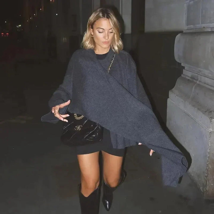 Manteau Drapé Oversize : Élégance Intemporelle et Confort Absolu