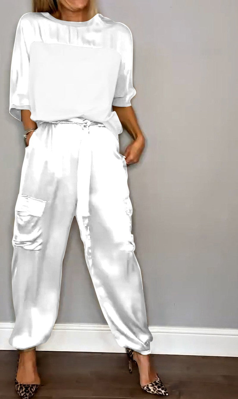 Ensemble élégant en satin de luxe pour femme