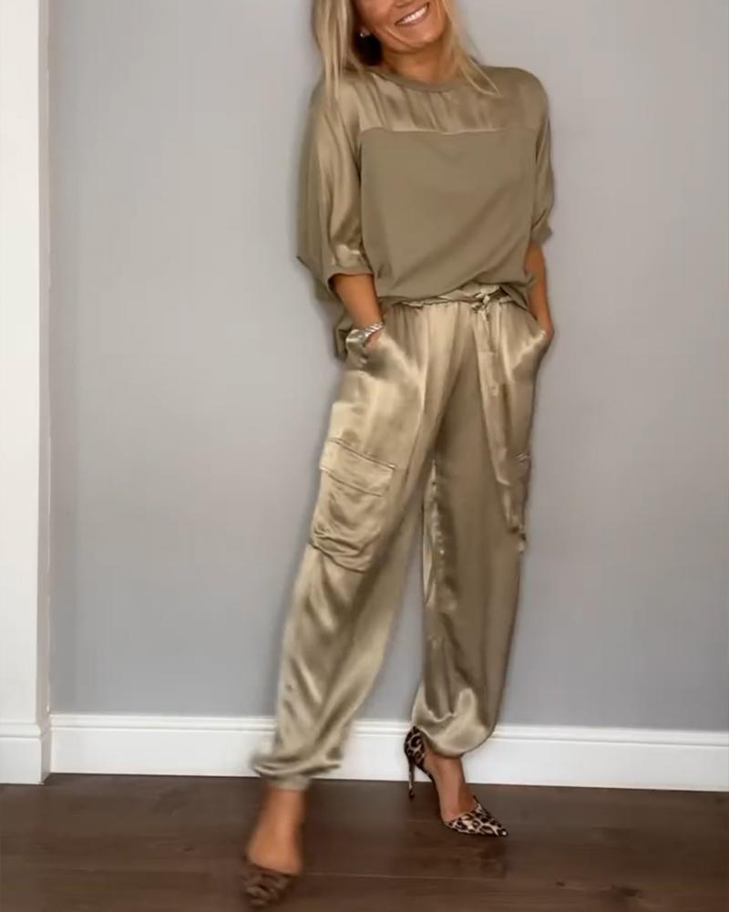 Ensemble élégant en satin de luxe pour femme