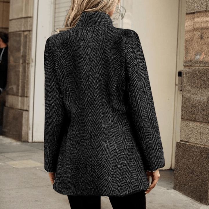 Zelmira | Manteau Femme à Col Montant & Motif Chevron | Chaleur - Looksy