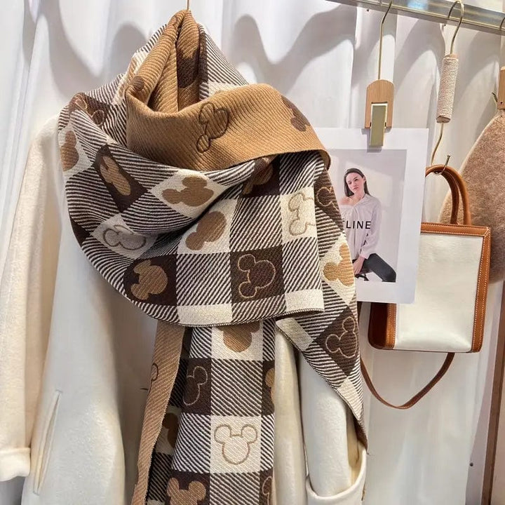 Écharpe Laine Carreaux : Douceur Tendance Hivernale