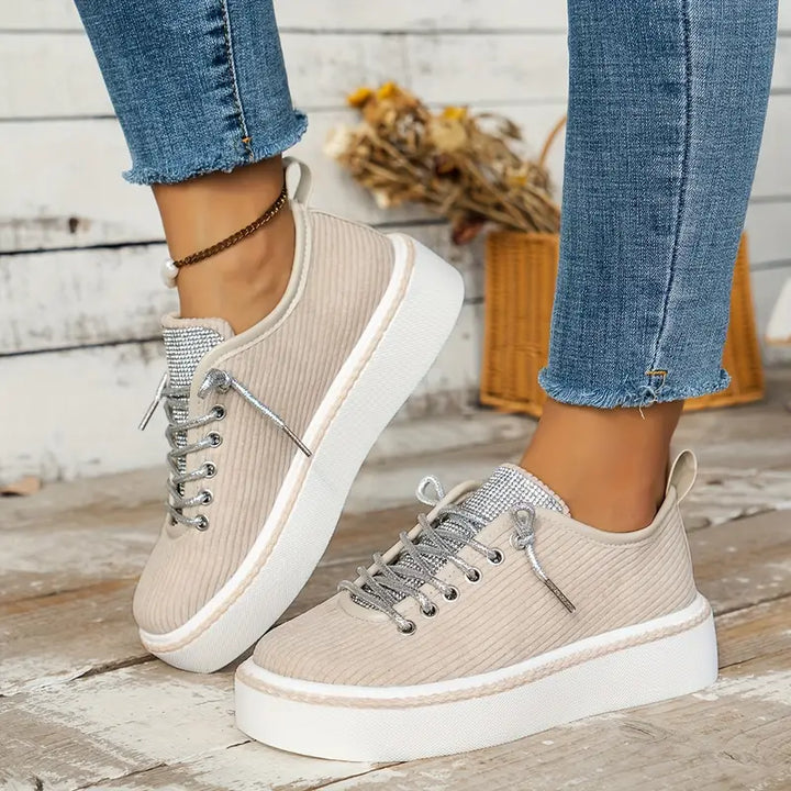 Baskets Chic Velours Côtelé Femme Confort Élégantes Détails Brillants